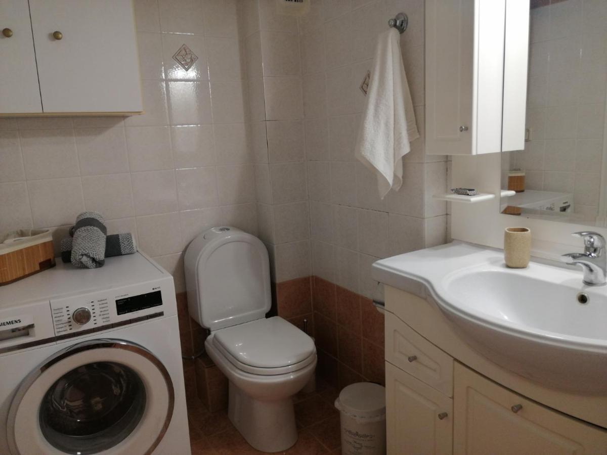 Central Home カラマタ エクステリア 写真