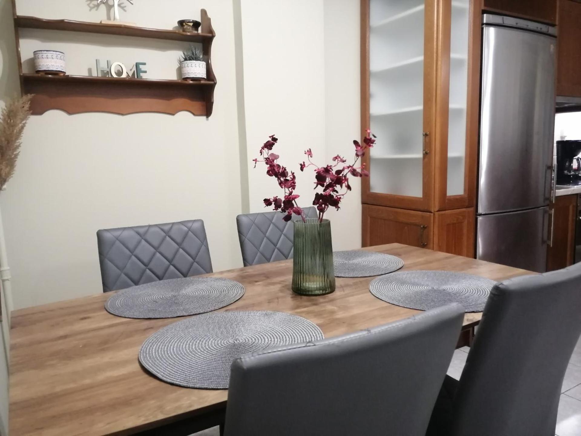 Central Home カラマタ エクステリア 写真